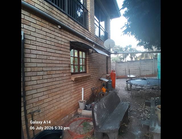 3 BEDROOM HOUSE FOR SALE IN SAFARI GARDENS